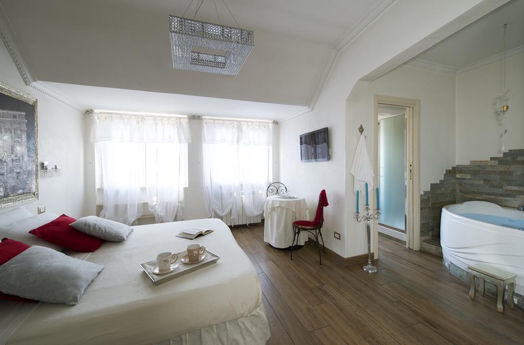 Suites Roma Tiburtina Economy מראה חיצוני תמונה